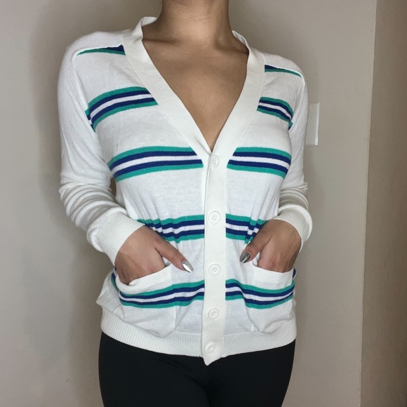 Buttoned cardigan - Picture 5 of 7